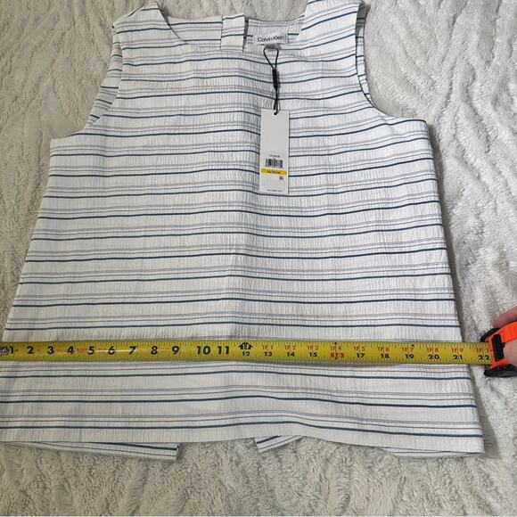Calvin Klein Size M White Blue Striped Top NWT Back Buttons Business Casual Chic - Picture 6 of 12